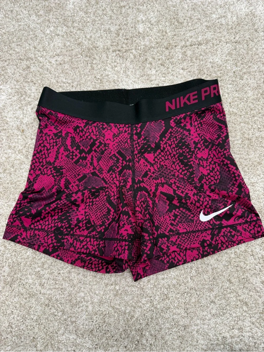 Nike Pro Women's Compression Performance Shorts 3 Pair Bundle Size Medium